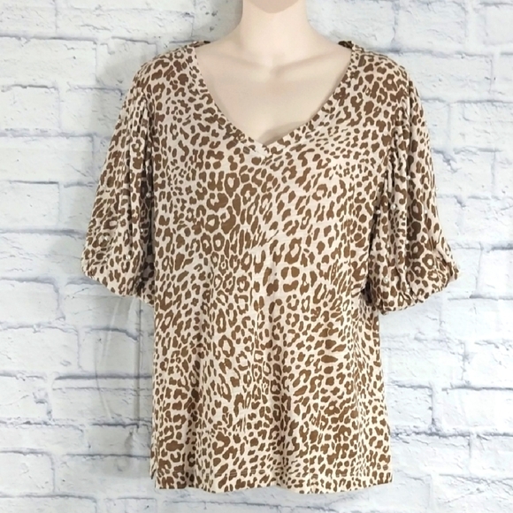 Cato Leopard Print Top w Pearl Beads on Sleeves Sz L - Picture 1 of 5